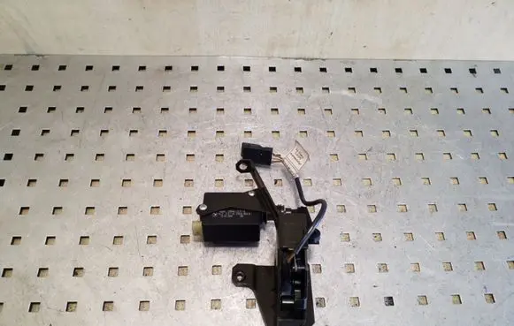 BMW 5 E39 Tailgate boot lock/latch motor 67118384069 613183811379