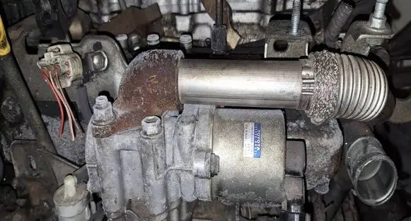 Toyota Avensis T250 EGR valve 256200R011 VN1350007141