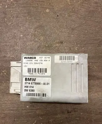 BMW X5 E70 Air suspension control unit module (rear) 37146778966 4461500500