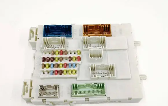 Ford Transit - Tourneo Connect Fuse module F1DT14A073CF