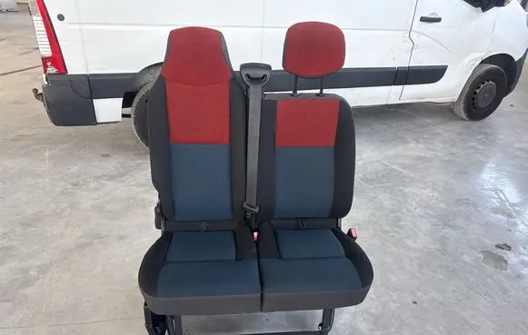 Renault Master III Front double seat 
