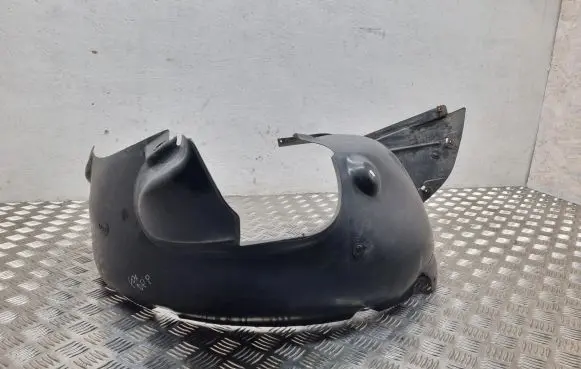 Volkswagen Fox Front wheel arch liner splash guards 5Z0809958A 5Z0809958