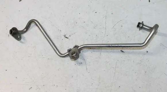 Audi A1 Turbo turbocharger oiling pipe/hose 04C145140A