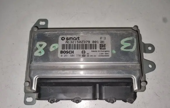 Smart ForTwo II Engine control unit/module 0261S04778 A1321502379 1039S29695