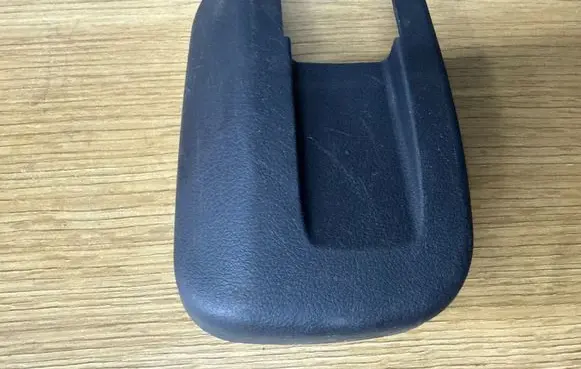 Honda Civic Front passenger seat rail trim 81105SMGAE010M1