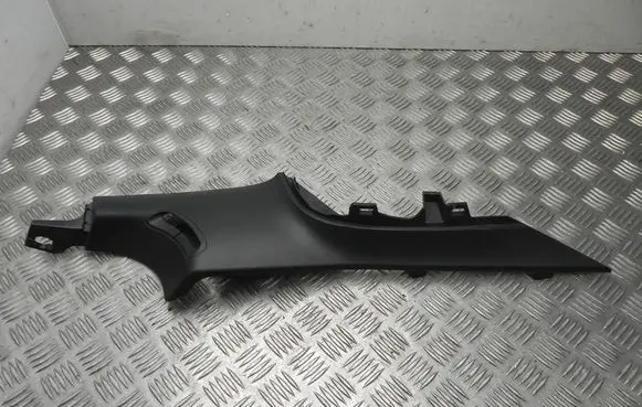 Tesla Model 3 (C) pillar trim 108628500F