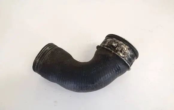 Intercooler hose/pipe