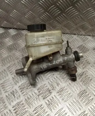 Mercedes-Benz C W203 Master brake cylinder