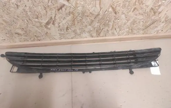 Peugeot 307 Front bumper lower grill 9634014177