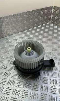 Honda CR-V Heater fan/blower AV5990