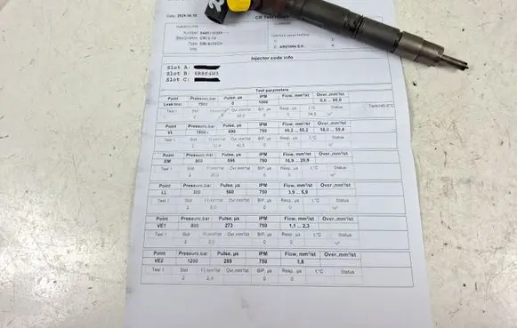 Volkswagen Tiguan Fuel injector 03L130277J