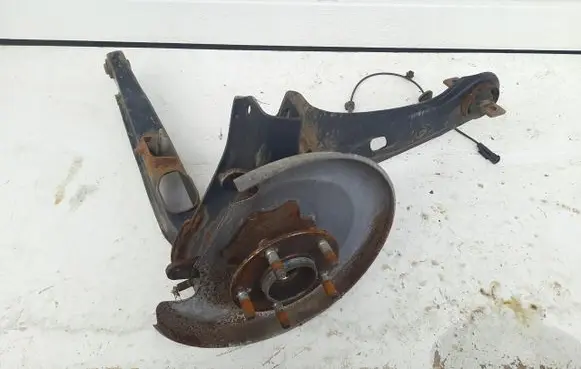 Mitsubishi Outlander Front wheel hub