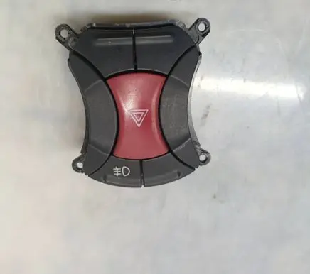 Fiat Doblo Hazard light switch 7354198610E M522260 7338