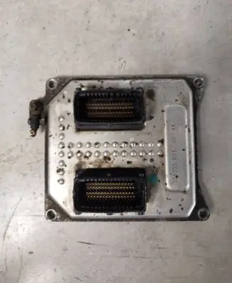 Opel Astra H Engine control unit/module 55355631
