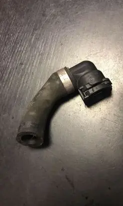 BMW 5 E60 E61 Engine coolant pipe/hose 7792622