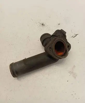 Volkswagen Transporter - Caravelle T4 Engine coolant pipe/hose 074121133D