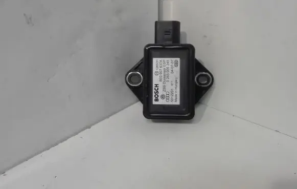 Audi A8 S8 D3 4E ESP acceleration yaw rate sensor 8E0907637A 0265005245