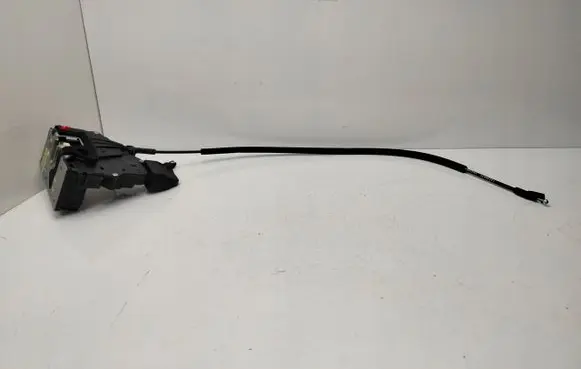 Opel Meriva B Rear door lock 