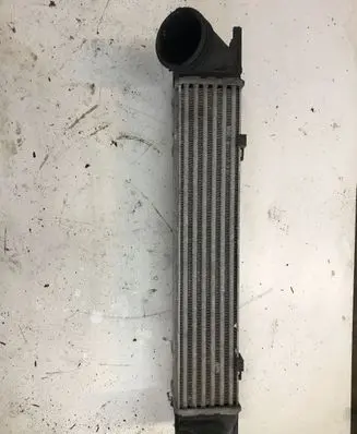 BMW 3 E90 E91 Intercooler radiator