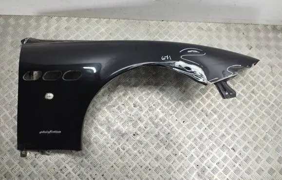Maserati Quattroporte Fender