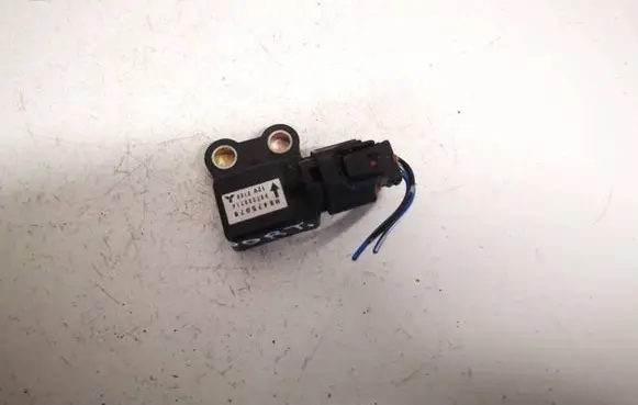 Mitsubishi Outlander Airbag deployment crash/impact sensor mr475078 x2t22371a