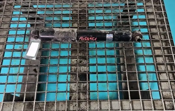 Front shock absorber/damper