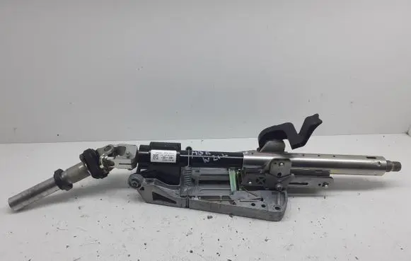 Mercedes-Benz E W212 Steering wheel axle set A2184600016