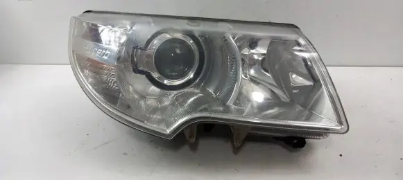 Skoda Fabia Mk2 (5J) Headlight/headlamp