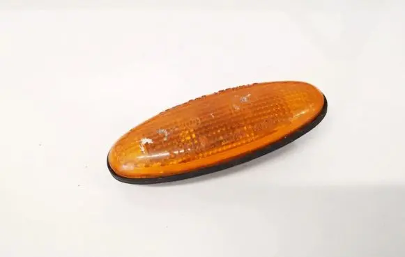 Mazda 323 Front fender indicator light 0464120