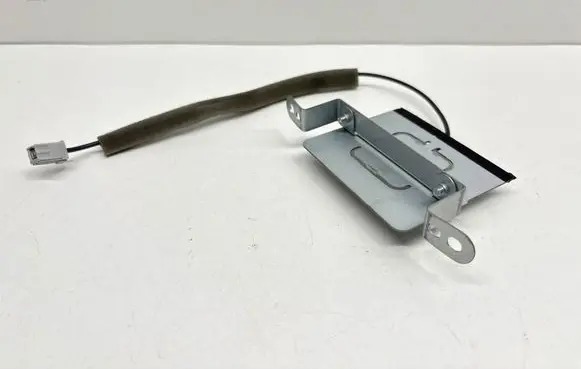 Toyota Avensis T250 Aerial GPS antenna 8686020070 7C09