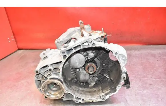 Seat Leon (1P) Manual 6 speed gearbox JLZ
