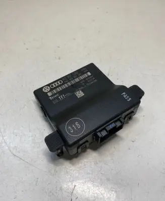 Seat Altea Gateway control module 1K0907530H 1K0907951