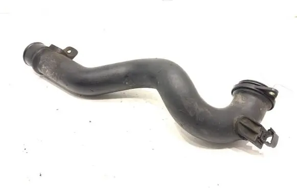 Air intake hose/pipe