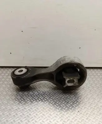 Opel Vivaro Engine mount bracket 326D06
