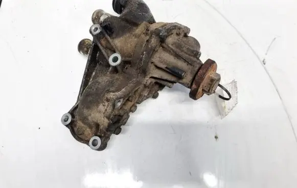 Volkswagen Golf III Water pump 026121019a