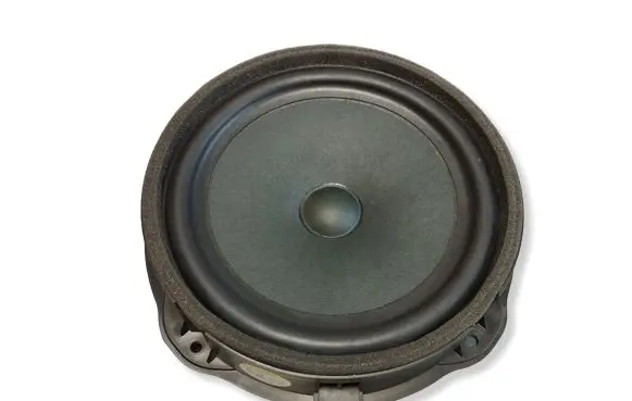 Audi Q3 F3 Front door speaker 83A035415A