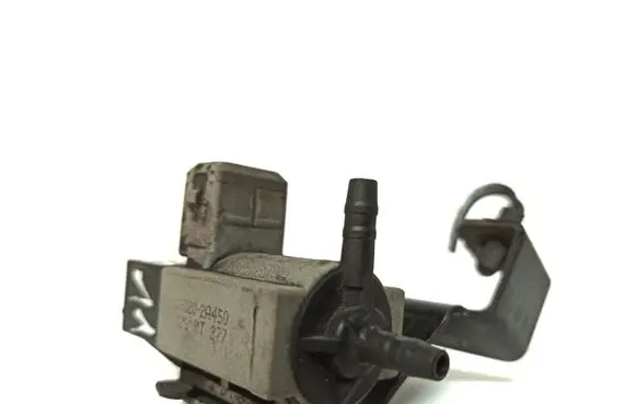 Hyundai ix35 Turbo solenoid valve 0512V2A450