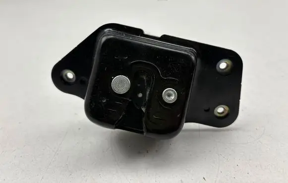 Jeep Cherokee Tailgate/trunk/boot lock/catch/latch I120032