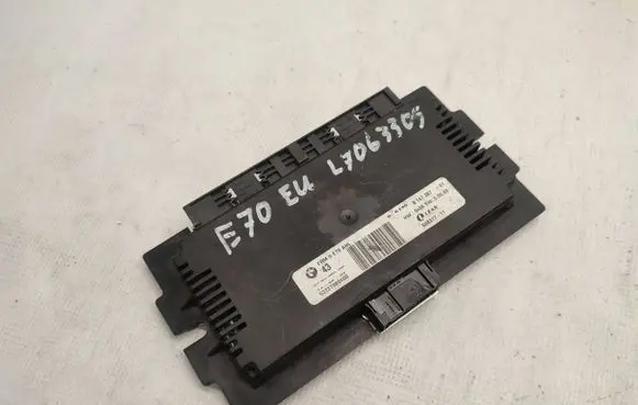 BMW X5 E70 Light module LCM 9147387