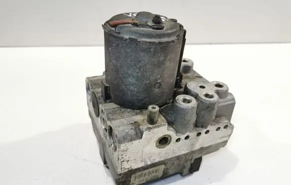 Mercedes-Benz Vito Viano W638 ABS Pump 0273004089 A6384460114