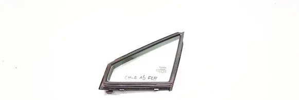 Toyota C-HR I Front door vent window glass four-door 68216F4011