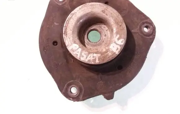 Coil spring mount