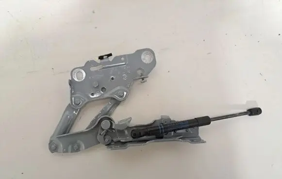 BMW X3 G01 Engine bonnet/hood hinges 7397500 7397493