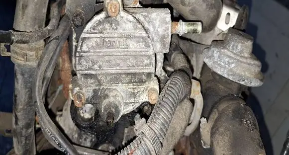 Opel Astra G Vacuum pump 8252738