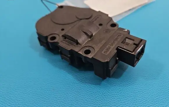 Mercedes-Benz E W213 A/C air flow flap actuator/motor EFB461 IMPRK1562924