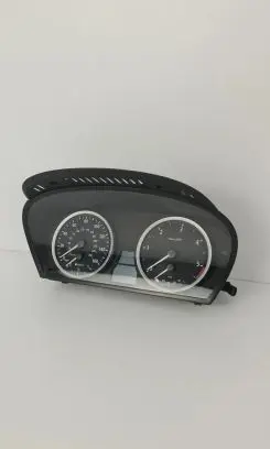 BMW 5 E60 E61 Speedometer (instrument cluster) 6974577