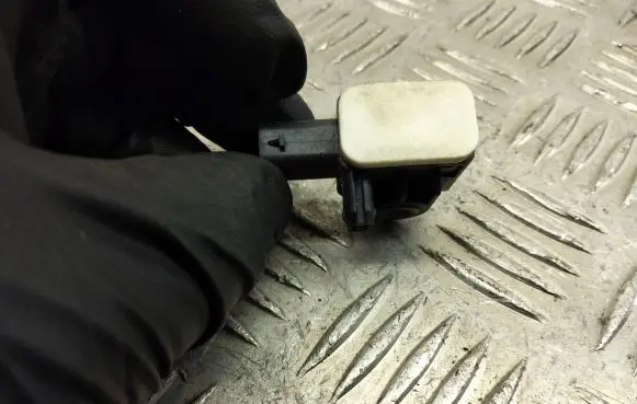 Alfa Romeo Stelvio Sensor 00505340580