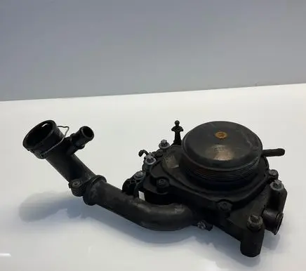 Mercedes-Benz E W212 Water pump A6512006301 6512006301