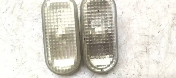 Volkswagen Golf IV Front fender indicator light 1J5949117