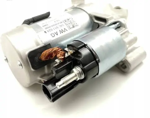 Audi A4 S4 B9 8W Starter motor 04L911024